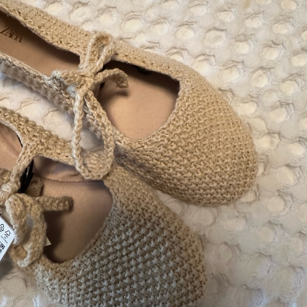 Zara Women's Tan Knit Espadrilles
